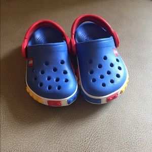 Toddler crocs
